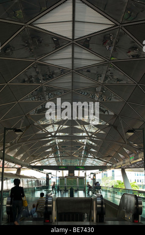 Singapore MRT, Expo Station. Sir Norman Foster and Partners, Architects. Stock Photo