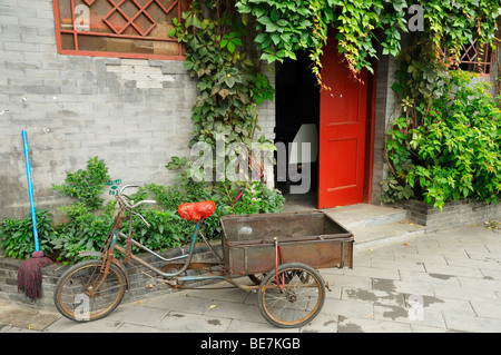 A street scene near the Lama Temple Yong He Gong Stock Photo