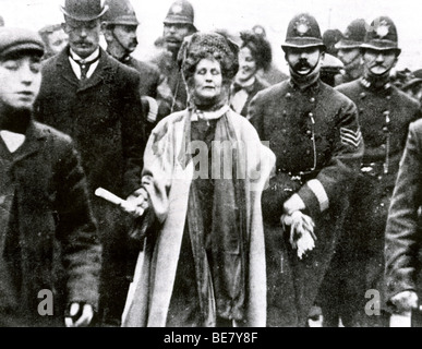 EMILY (EMMELINE) PANKHURST  - English suffragette (1857-1928) under arrest Stock Photo