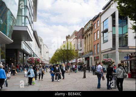 Busy Market Street, Manchester, England Stock Photo - Alamy