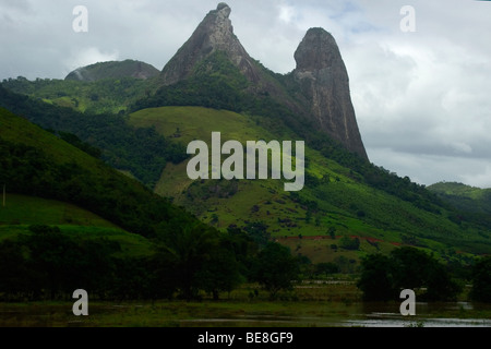 'The priest and the Nun', famous rock formation at Espirito Santo state, Brazil Stock Photo