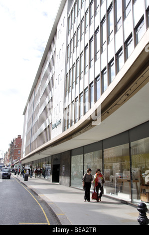 Peter Jones & Partners department store, Sloane Square, Chelsea, Royal Borough of Kensington and Chelsea, Greater London, England, United Kingdom Stock Photo