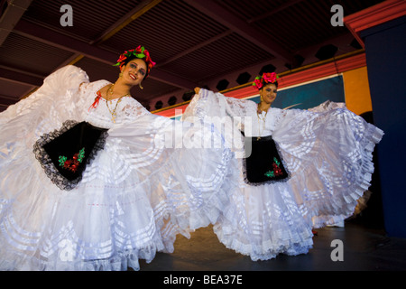 Ballet Folklorico Resurrecion performs traditional Mexican folk dances at the Los Angeles County Fair (2009) Pomona Fairplex Pomona, California, United States of America Stock Photo