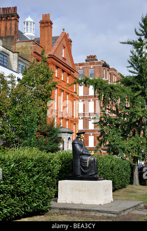 Sir Thomas Moore Statue, Cheyne Walk, Chelsea, Royal Borough of Kensington and Chelsea, London, England, United Kingdom Stock Photo