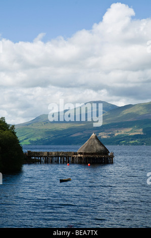 dh Loch Tay KENMORE PERTHSHIRE Scottish Crannog building at Crannog Centre Loch Tay scotland prehistoric Stock Photo