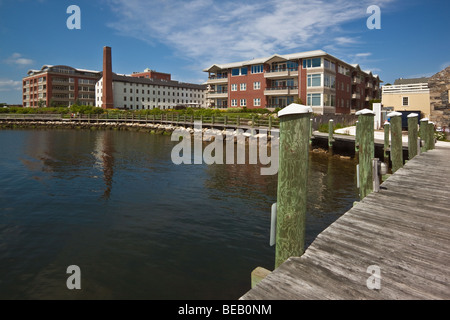 'Stone Harbour' condominiums, a recent development of old mill buildings on the waterfront of Bristol, Rhode Island, U.S.A. Stock Photo