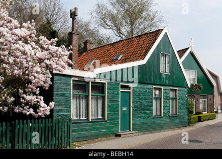 Typical wooden buildings from the 17th Century, old whaling village Jisp, Wormerland, province of North Holland, Netherlands, E Stock Photo
