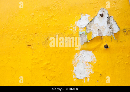 High Resolution dirty yellow concrete wall Stock Photo