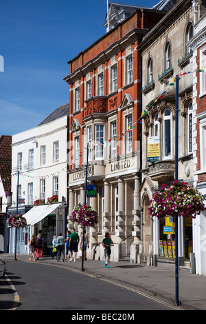 The town centre of Devizes, Wiltshire, England, UK Stock Photo - Alamy