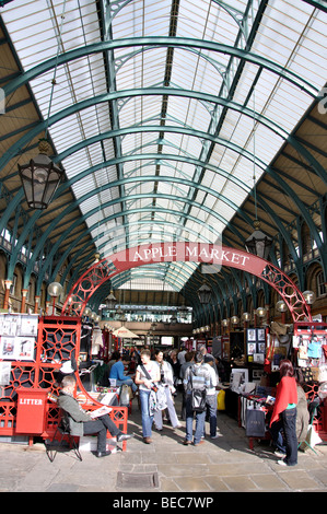 Apple Market, Covent Garden Market, Covent Garden, City of Westminster, London, England, United Kingdom Stock Photo