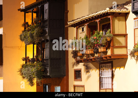 Balcony houses in Avenida Marítima, Santa Cruz de la Palma, La Palma, Canary Islands, Spain Stock Photo