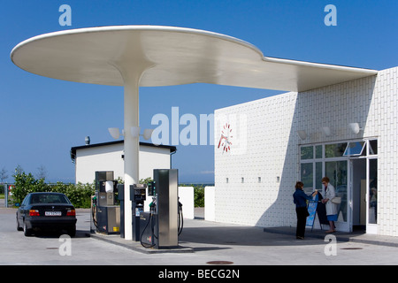 Arne Jacobsens Petrol Station at Skovshoved harbour, Copenhagen, Denmark Stock Photo