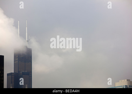 Chicago, Illinois - The Willis Tower in clouds. The building was formerly known as the Sears Tower. Stock Photo