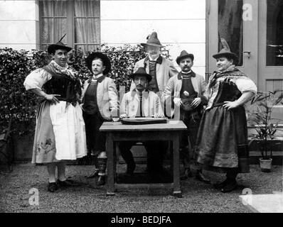 Historic photograph, men, some dressed up as women, around 1910, Bavaria, Germany Stock Photo