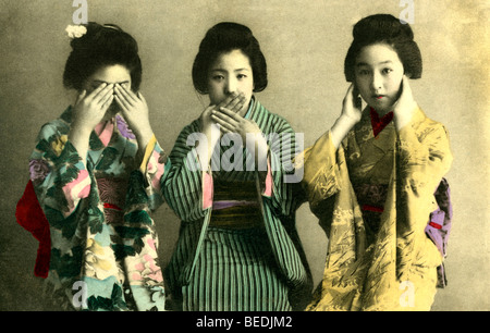 Historic photograph, three Japanese women, see no evil, hear no evil, speak no evil, around 1880 Stock Photo