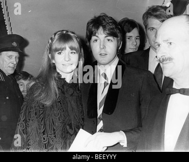 The Beatles Paul McCartney at premiere with Jane Asher Stock Photo