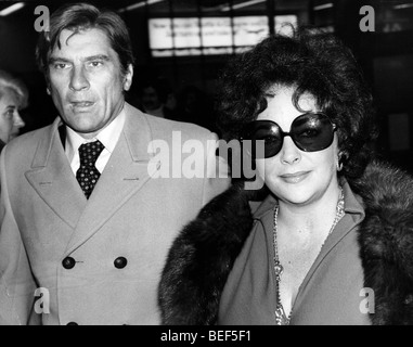 Actress Elizabeth Taylor travels with husband John Warner Stock Photo