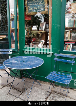 Outside Shakespeare and Company bookshop in the Latin Quarter Paris France Stock Photo