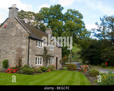 A cottage in Ilam Village in Derbyshire England UK Stock Photo