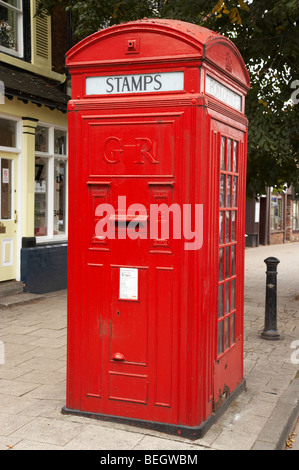 K4 phone box post office in Frodsham UK Stock Photo