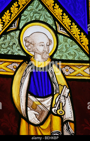 The Apostle saint Peter holding the Keys. Statue. Square of Sant Peter ...