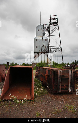 Shaft House and ore carts at Quincy Copper Mine in Hancock Michigan USA hi-res Stock Photo