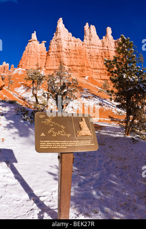 Trail sign at the Queen Victoria formation along the Queens Garden Trail, Bryce Canyon National Park, Utah Stock Photo