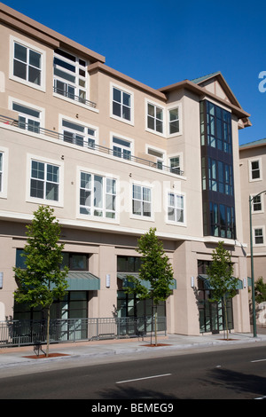 Mixed use housing development (multi use). Residential condominiums and office, retail space. Park Broadway, Millbrae, CA, USA Stock Photo