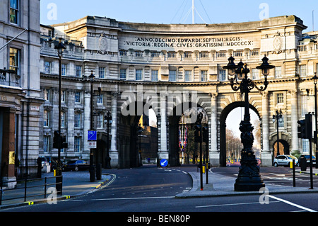 Admiralty Arch in Westminster London viewed from the Mall Stock Photo