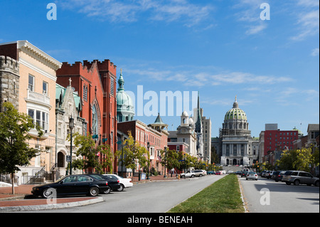 State Street with the Capitol building at the top & the dome of St Patrick Cathedral to the left, Harrisburg, Pennsylvania, USA Stock Photo