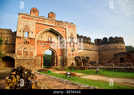 Sher Shah Suri Gate a magnificent gate built by the Mughal emperor Sher Shah Suri confirms to the elements of the Indo-Islamic Stock Photo