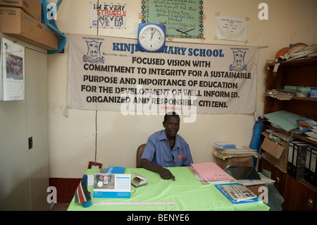 SOUTH SUDAN Kinji government primary school, Yei. Headteacher's office. PHOTO by SEAN SPRAGUE 2008 Stock Photo