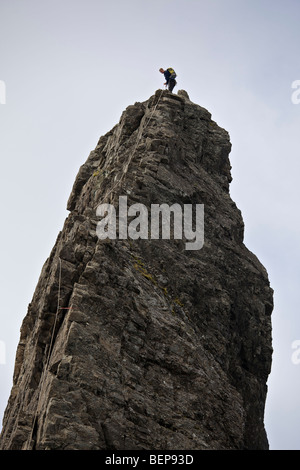 A climber on the Inaccessible Pinnacle, Isle of Skye Stock Photo