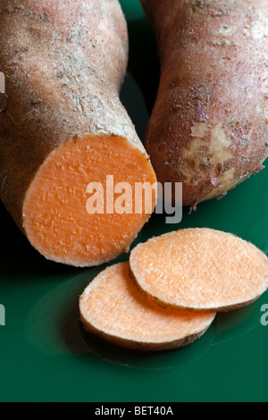 Sliced sweet potato - variety 'Carolina Sun' Stock Photo