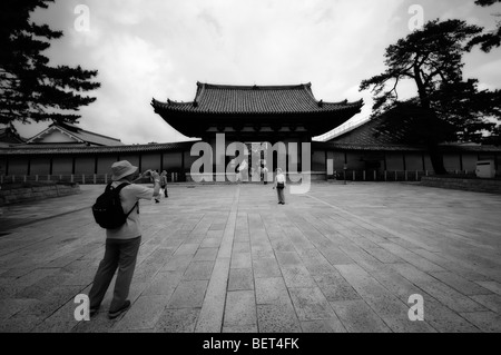 Outer Gate to the Horyu-ji Temple. Ikaruga. Nara Prefecture. Kansai (aka Kinki) region. Japan Stock Photo