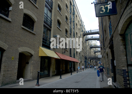Old warehouses now converted to apartments, offices and shops in Shad Thames, London SE1 UK Stock Photo