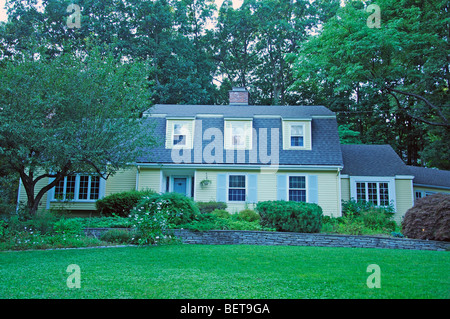 Dutch Colonial style house in Connecticut, New England (US) Stock Photo