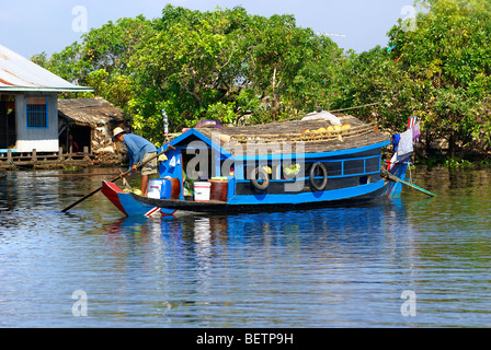 Life on The Tonla Sap Lake, between Battambang and Siem Reap. Cambodia ...