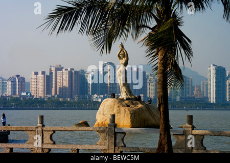 Fisher girl, Zhuhai, China Stock Photo