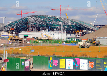 2012 London Olympic Games Aquatics Centre venue under construction Stock Photo