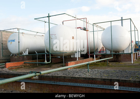 Propane and Butane bulk storage tanks with fire deluge system Stock ...