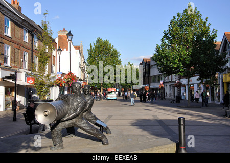 Staines Lino Sculpture, High Street, Staines-upon-Thames, Surrey, England, United Kingdom Stock Photo