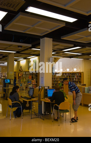 People using computers Satakunnan maakuntakirjasto main library Pori Finland Europe Stock Photo