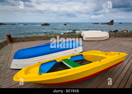 Upside down wooden boat plank hi-res stock photography and images - Alamy