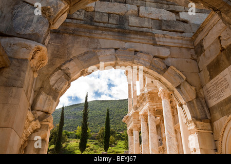 the Library of Celsus at Ephasus, which is an ancient Roman and Greek city in Turkey Stock Photo