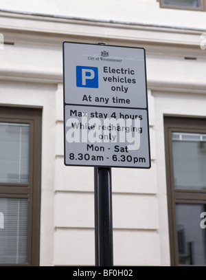 A sign at one of Westminster's 'Juice Point'  parking bays Stock Photo