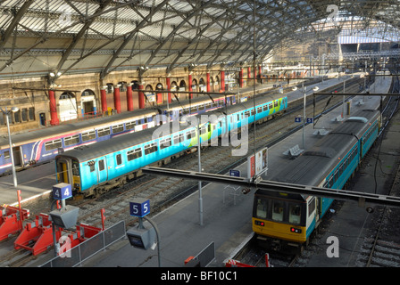 Liverpool Lime Street Mainline Railway Station UK Stock Photo