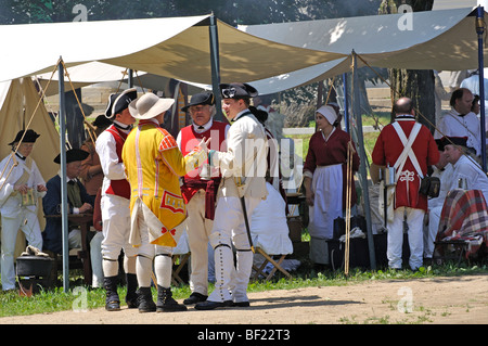 Life in military tent camp - costumed American Revolutionary War (1770 ...