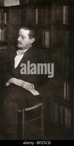 James Augustine Aloysius Joyce, 1882 to 1941. Irish expatriate author, playwright and poet of the 20th century. Stock Photo