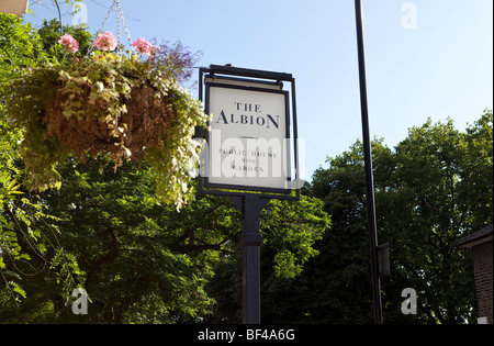 The Albion Pub, London, Thornhill Road, Barnsbury Stock Photo